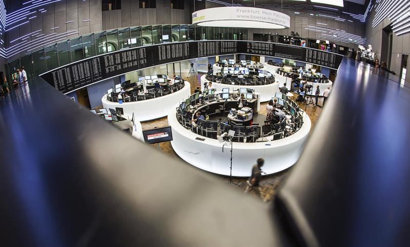  The DAX 30 of the Frankfurt Stock Exchange rises 0.50%